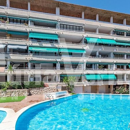 Bbq - Pool - Costa Apartments Салоу Экстерьер фото